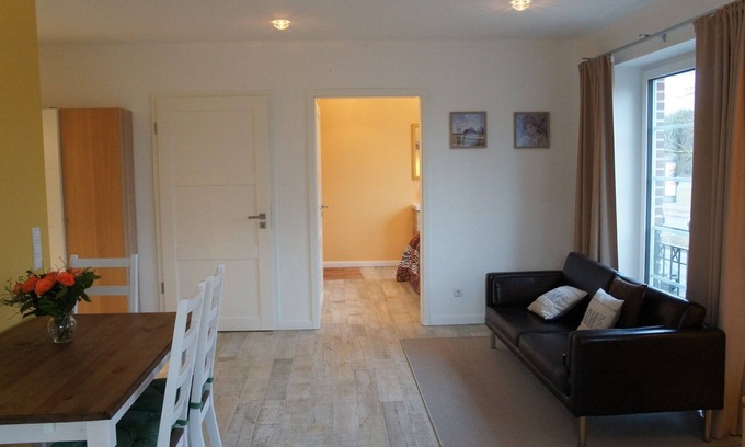 Hamburg-Nord Appartement | Vacations on the banks of the Alster - cycling and walking