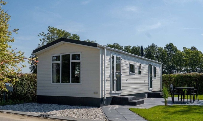 Scherpenisse Chalet De Ski | Vakantiepark de Zeeuwse Parel - Beachhouse