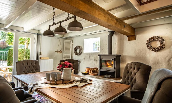 Arensgenhout Maison | Vakwerkloft