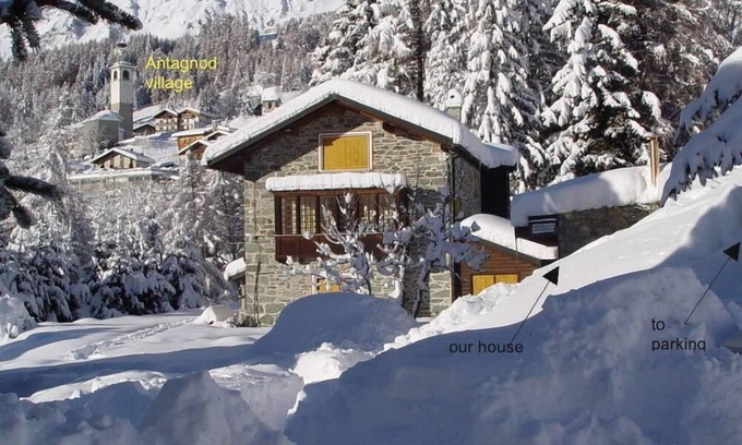Antagnod Chalet De Ski | Chalet de Charme avec Grand Jardin a Antagnod, Val d'Ayas (Aoste) 7/10 personnes