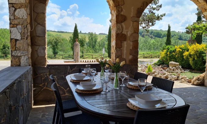 San Giovanni d'Asso Maison | VAL D'ORCIA DELUXE 3 incantevole casa con vista sulle colline, WiFi e parcheggio