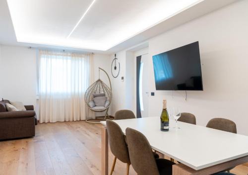 San Giovanni Bianco Appartement | Valbrembana Paradise Luxury Mountain Home & View
