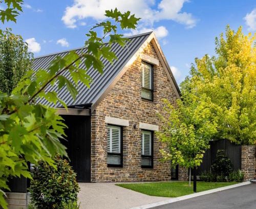 McLaren Vale Maison | Vale 194 - Luxury Accommodation in McLaren Vale - 5 holiday homes with king size beds