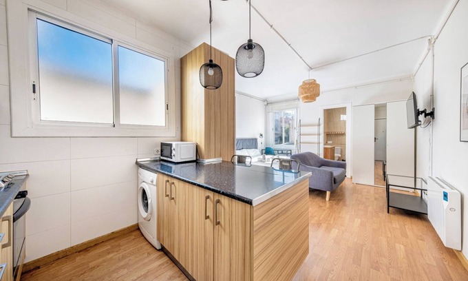 Sant Andreu Appartement | Valles 3-1 · Cozy studio in Sant Andreu