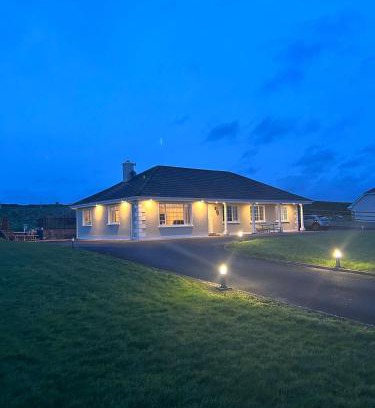 Roscoe Maison | Valley view