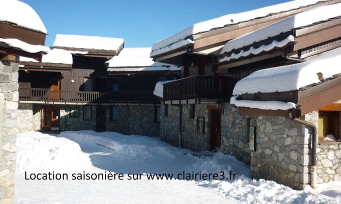 Les Avanchers-Valmorel Appartement | Valmorel appart.( 4 pers. 30 m2 ) retour skis aux pieds .Terrasse avec porche.