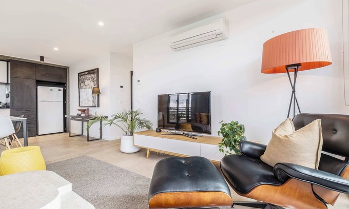 Abbotsford Copropriété | Yarra River Splendour In Stylish Penthouse Getaway