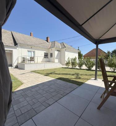 Olaszfalu Maison | Varázsvilág Vendégház