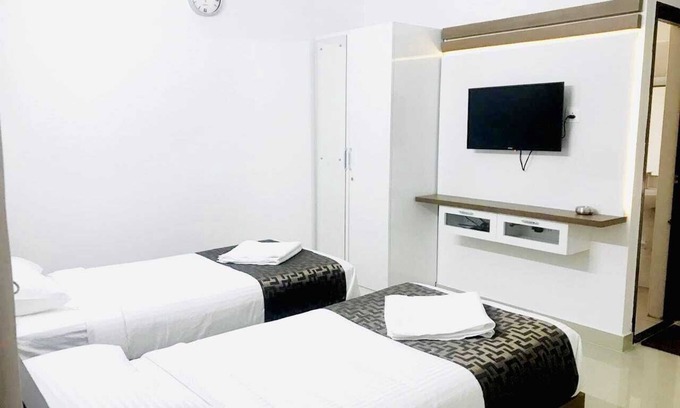 Gokulam Appartement | VARSHA ENCLAVE DELTA HOUSE