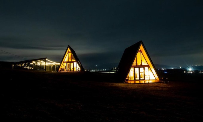 Tohanu Nou Chalet De Ski | Vatra Barsei