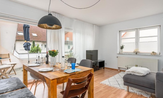 Dreieich Appartement | Veens Crew Home 7 Pax
