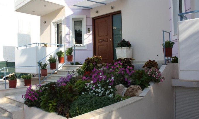 Elliniko-Argyroupoli Lit Et Petit-Déjeuner | Veggie Garden Athens B&B