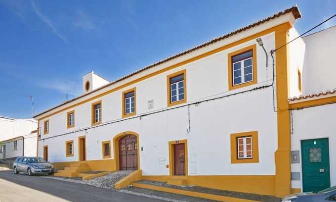 Veiros Maison | Veiros House / Estremoz