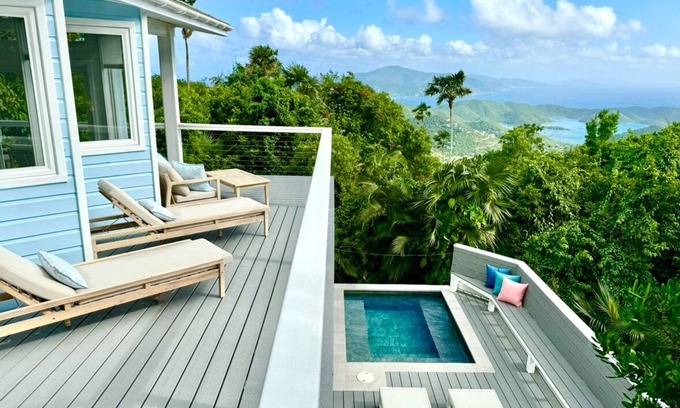 Bordeaux Mountain Maison | Superbe Vela Vista sur la montagne de Bordeaux, 5BR / 3bath avec vue BVI!