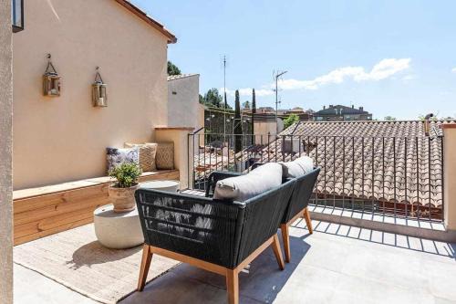 Old Town Appartement | Velo Vern 3- Luxury penthouse w views of city wall