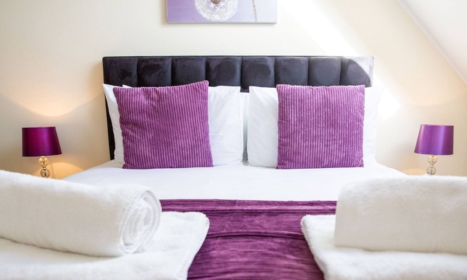 Hoddesdon Appartement | Appartement-Salle de bain privée séparée-Vue ville