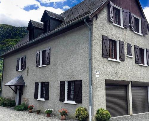 Saint-Mamet Appartement | Venasque Vue Apartment
