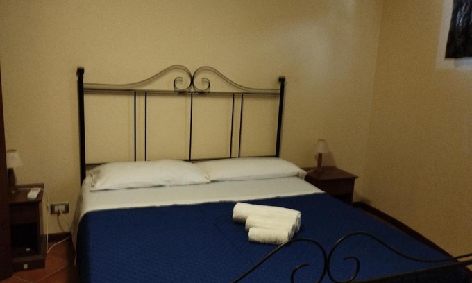 Torre Colonna-sperone Maison | Venere Holidays Rooms