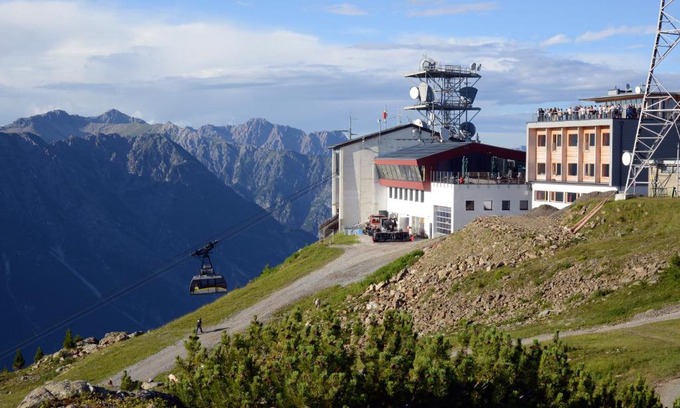Landeck Maison | Venet Gipfelhütte
