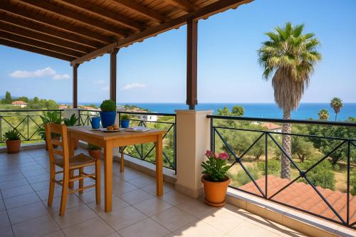Pylos-Nestoras Appartement | Venetian Seaside Panorama - Asini Sunset Retreats