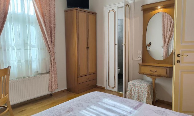 Kastoria Maison | Venetula's Rooms - Varvara
