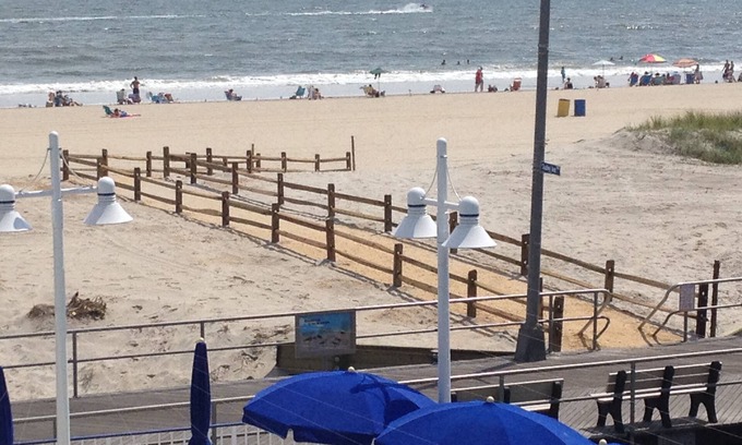 Ventnor City Copropriété | Ventnor City Beach Front Condo