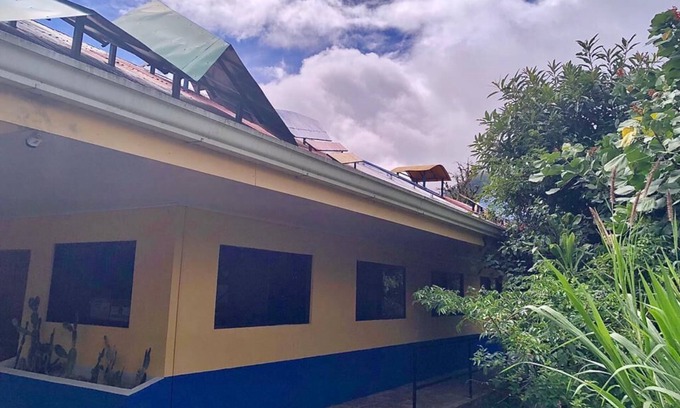 Bajos del Toro Maison | Verdant Arthouse w/ Riverview - minutes from cataratas!