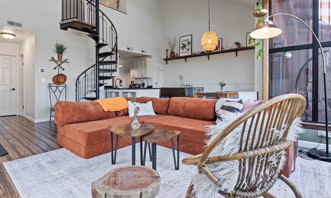 Vernon Cabine | Mountain Creek's Greenhouse 3BR Loft Cabin w/Views