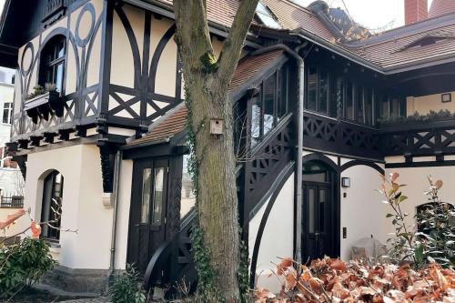 Markkleeberg Maison | Verwunsches Haus mit Parkplatz in bester Lage