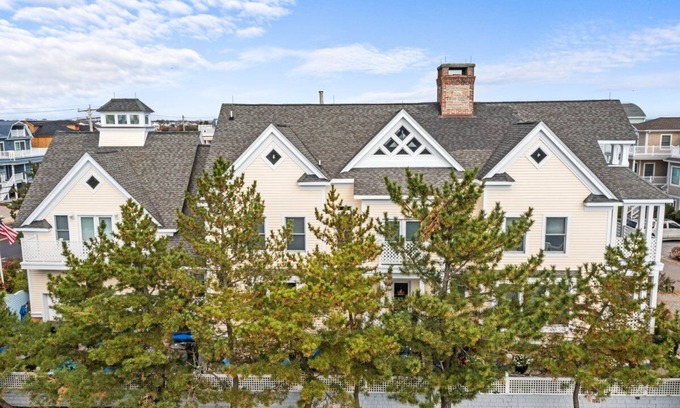 Point Pleasant Beach Maison | Neuf, Luxe, Custom Built Très belle maison avec plage privée !!