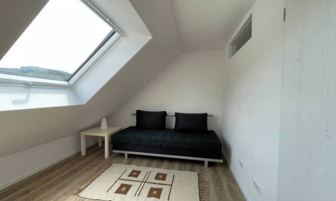 Inzlingen Appartement | Very bright top-floor apartment with 2 bedrooms