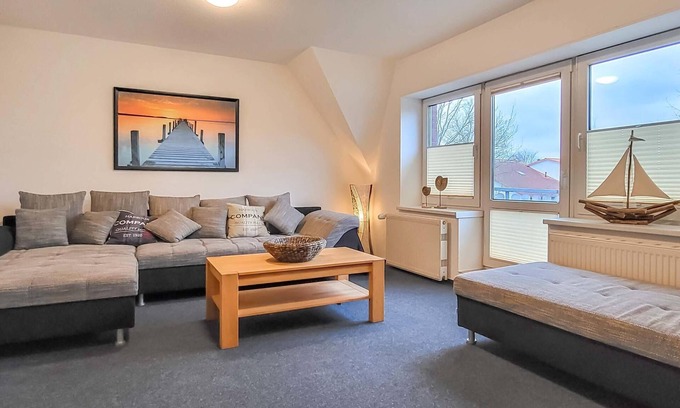 Elmenhorst/Lichtenhagen Appartement | Very comfortable and modern apartment near the beach.