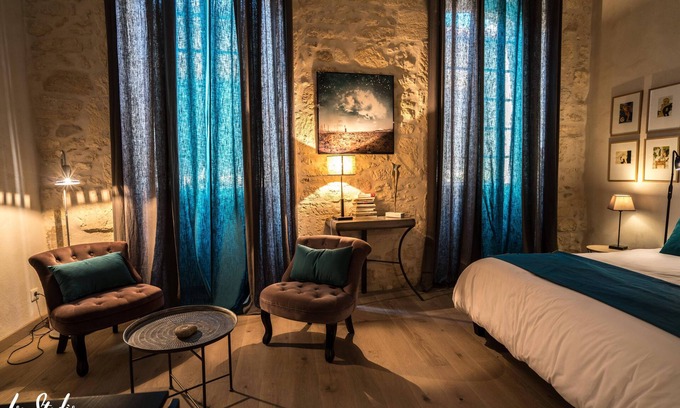 Tarascon Appartement | Studio indépendant très confortable de 30 m2, dans une maison du 18ème siècle