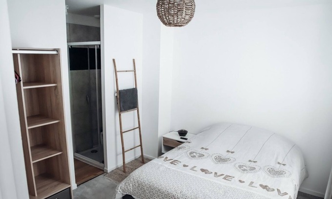 Ernee Appartement | logement très agréable et chaleureux