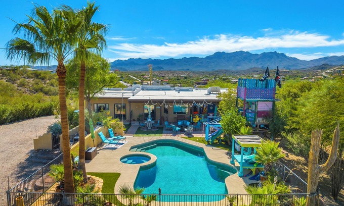 Rancho Del Cerro Maison | VERY Private Hilltop Hacienda with Spectacular 360 Degree Views