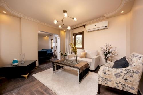 Heliopolis Appartement | VESTA - Luxury APT - 2BR - Triumph