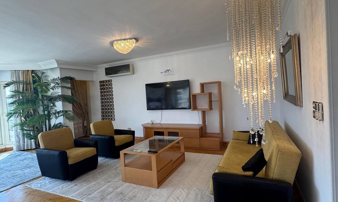 Al Duqqi Appartement | VESTA - Luxury APT - 3BR - Mohandessin