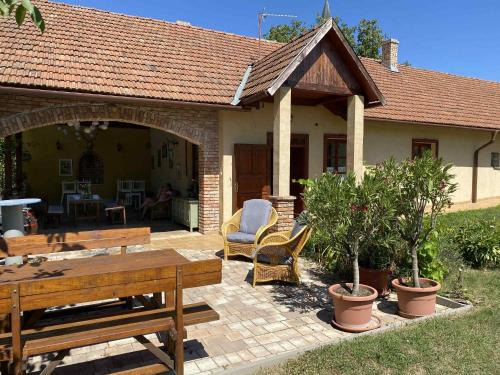Mad Appartement | Veze-Birtok Apartman