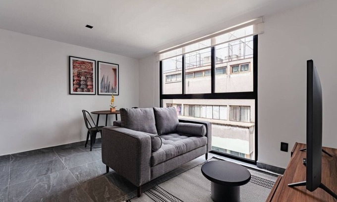 Santa Maria la Ribera Appartement | VH | 1 rec + gym and wifi | Sta Ma la Ribera | 24
