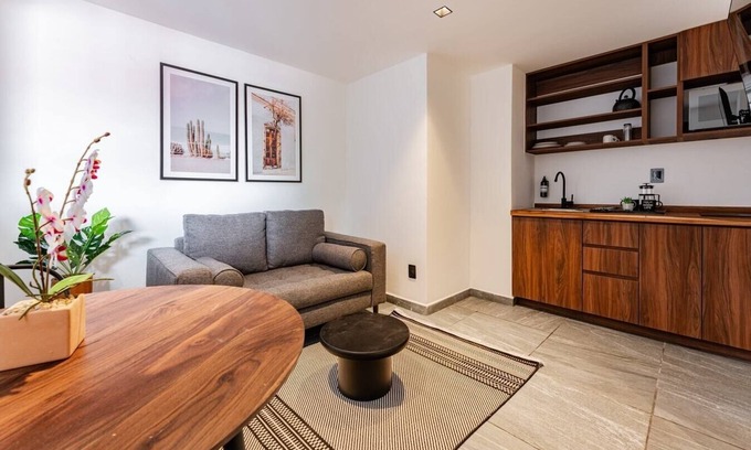 Santa Maria la Ribera Appartement | VH | Comfy space 1BR + gym | StaMa la Ribera | 122