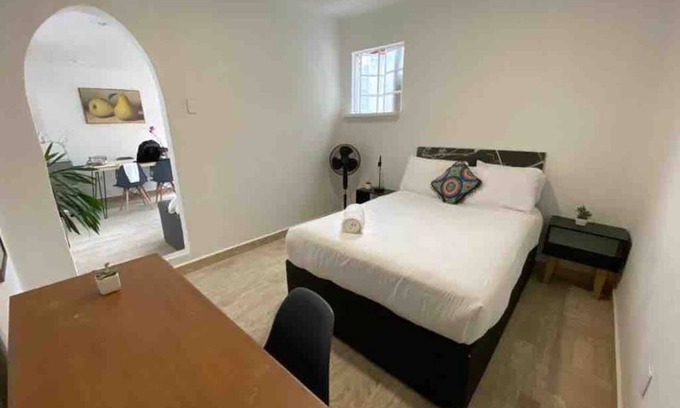 Santa Maria la Ribera Appartement | VH | FLAT w/wifi and comfy beds| 113