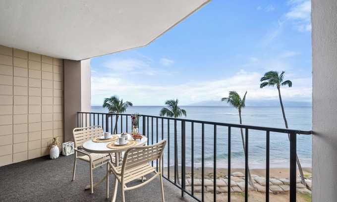 Kahana Copropriété | VI 507 Maui Studio Retreat – Enjoy Panoramic Lanai Views Near Beaches, Shopping & Restaurants