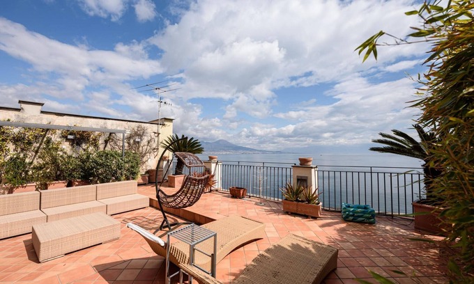 Posillipo Appartement | Via Posillipo 335 in Naples