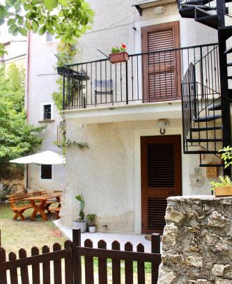 Castel del Monte Appartement | Via Roma 19