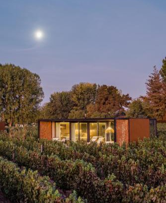 Cunaco Cabine | Vibo Wine Lodge At Viu Manent