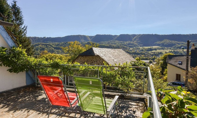 Vic-sur-Cere Maison | Nid familial de Vic-sur-Cère