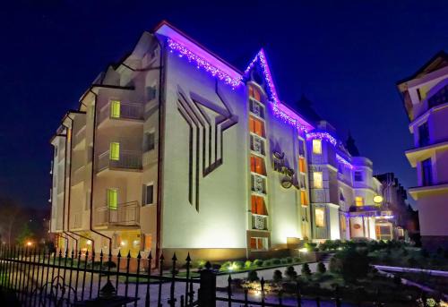 Truskavets Hôtel | VICTOR Hotel Resort & SPA