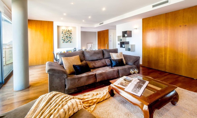 Provencals del Poblenou Appartement | Victoria Diagonal Mar 2: Duplex touristique de luxe près de la plage