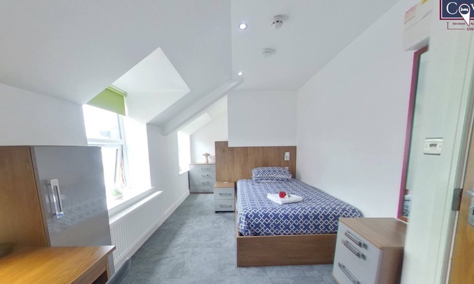 Coventry Appartement | Victoria House - Queen Studio by CovStays