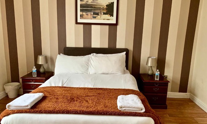 Birmingham Maison | Victoria Three